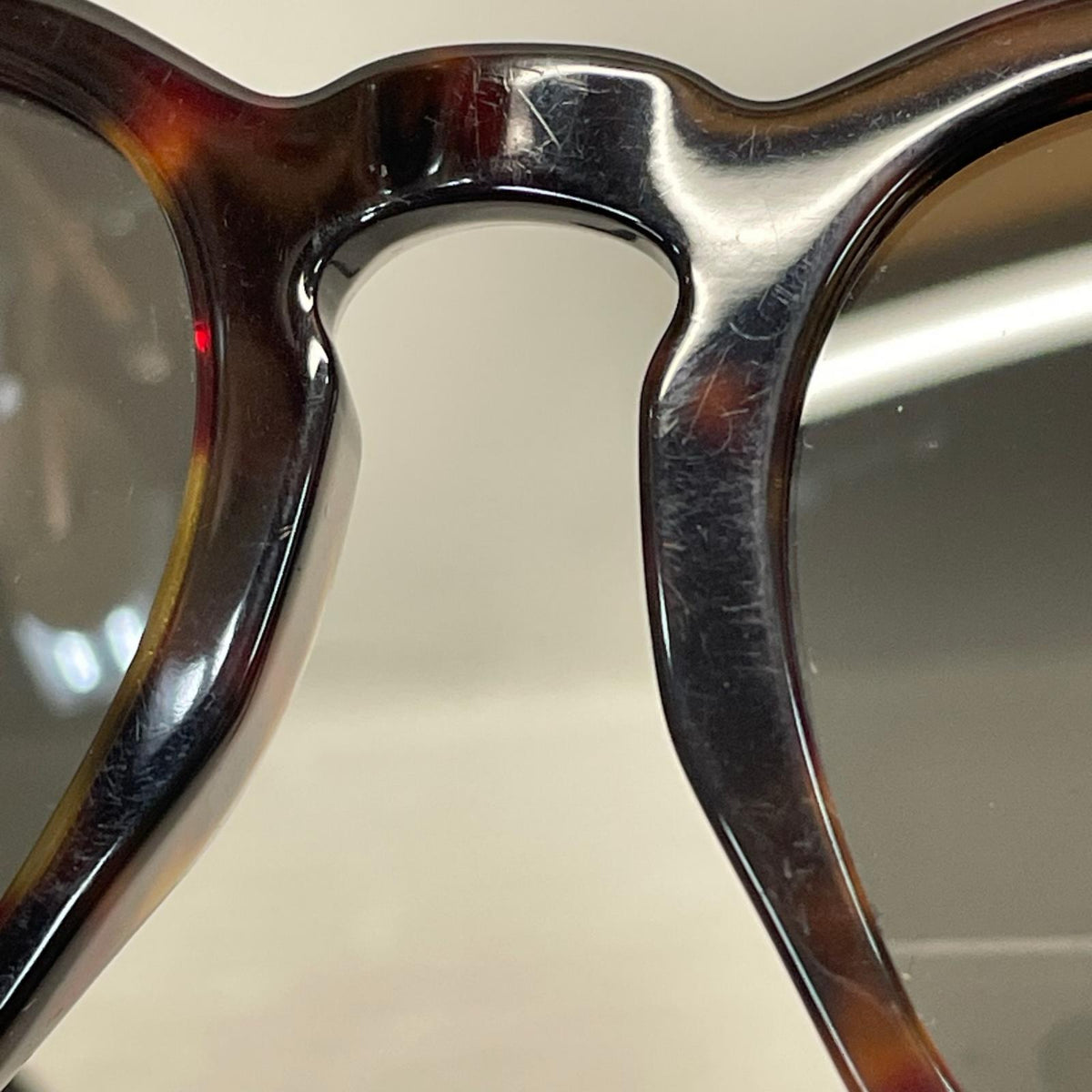 PRADA メタルプラーク サングラス SPRA16-F 17N-731