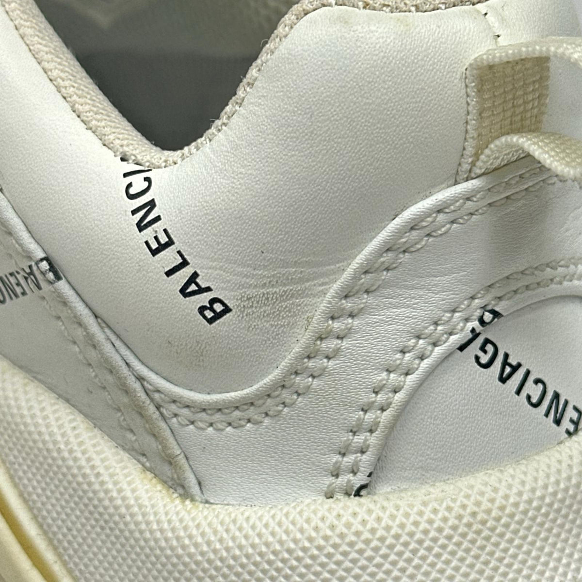Triple S Allover ホワイト
