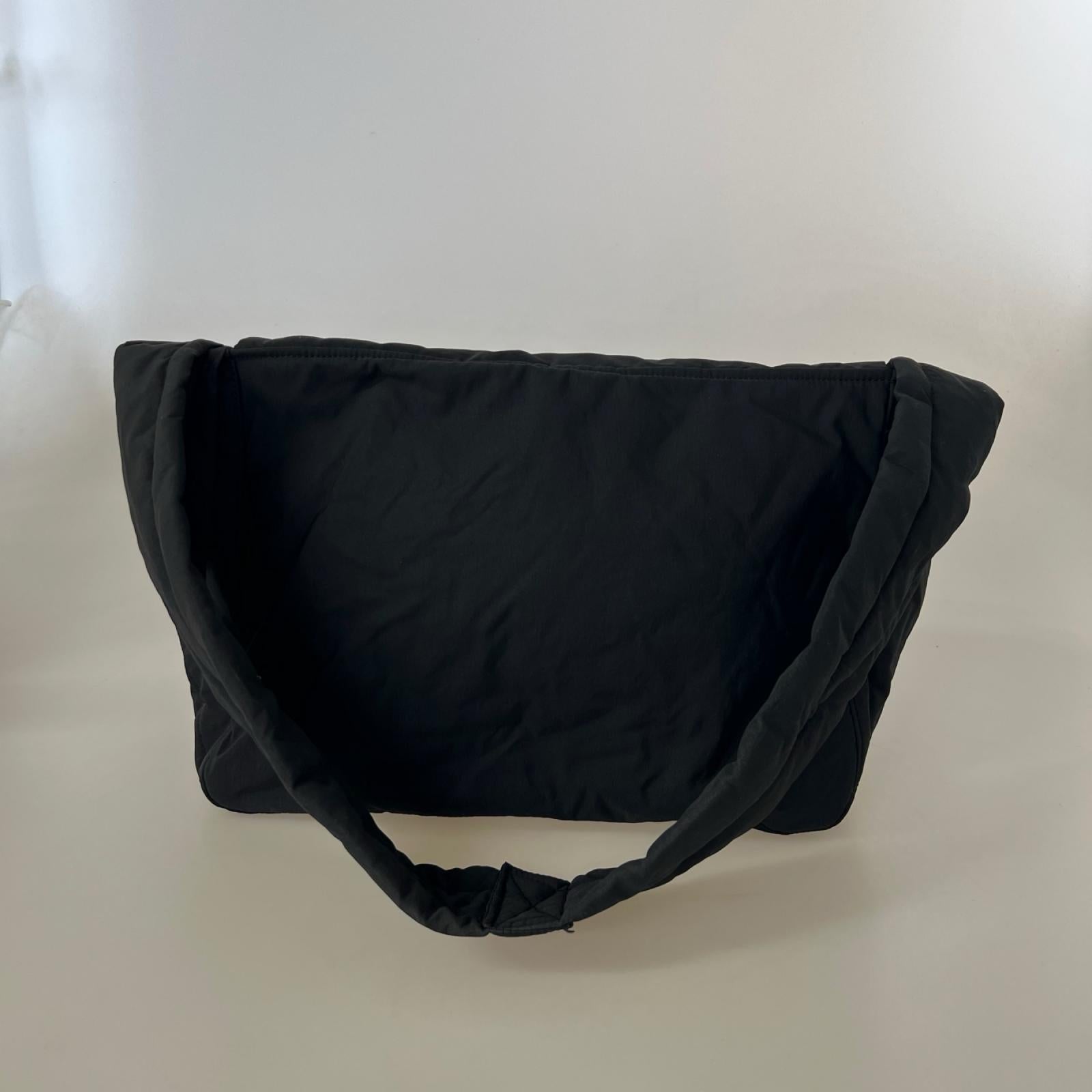 ショルダーバッグ PROTOCOL PADDING SHOULDER BAG 黒 ブラック
