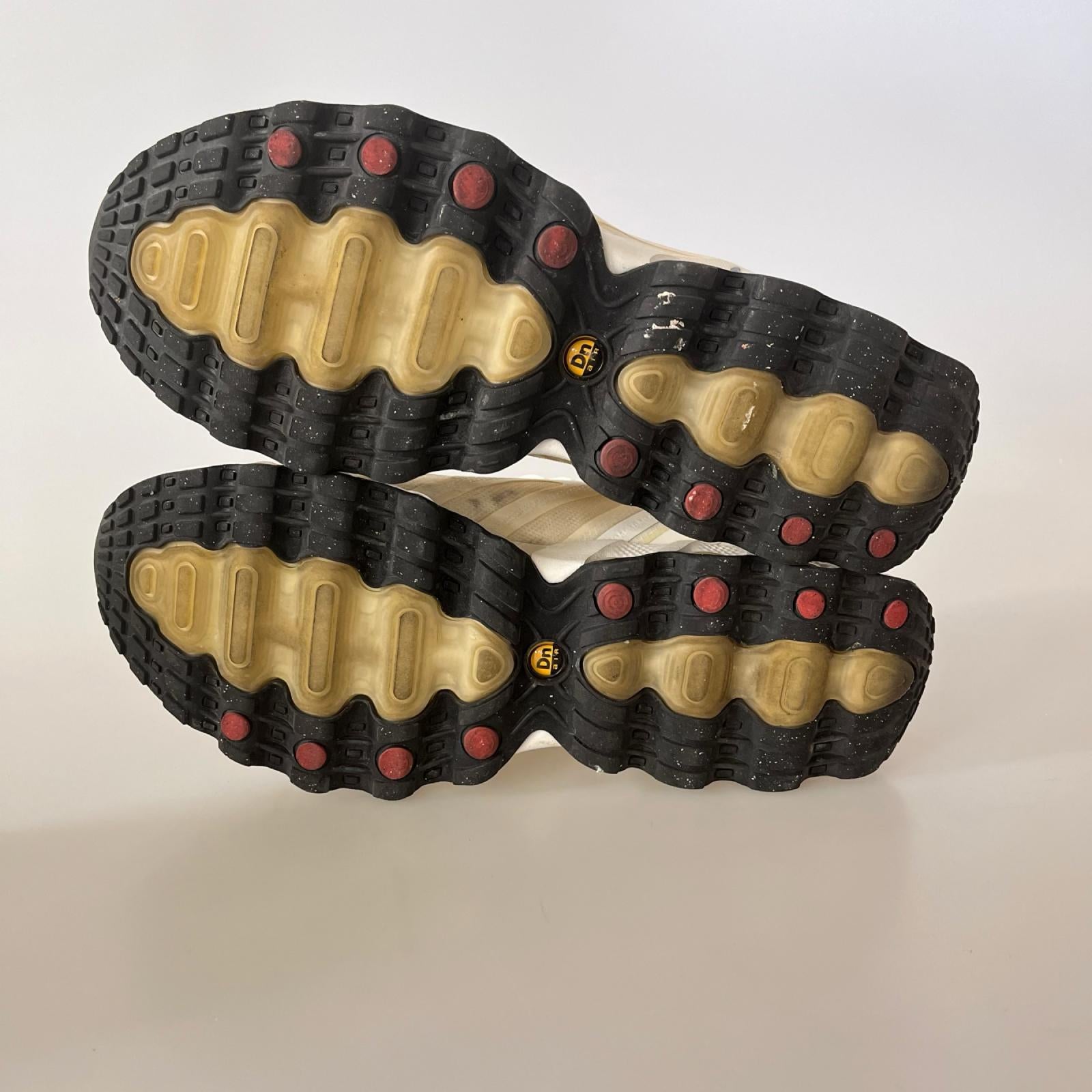 スニーカー AIR MAX DN8 白 (27.5) 27.5cm (US9 1/2 UK9 EU45) ホワイト