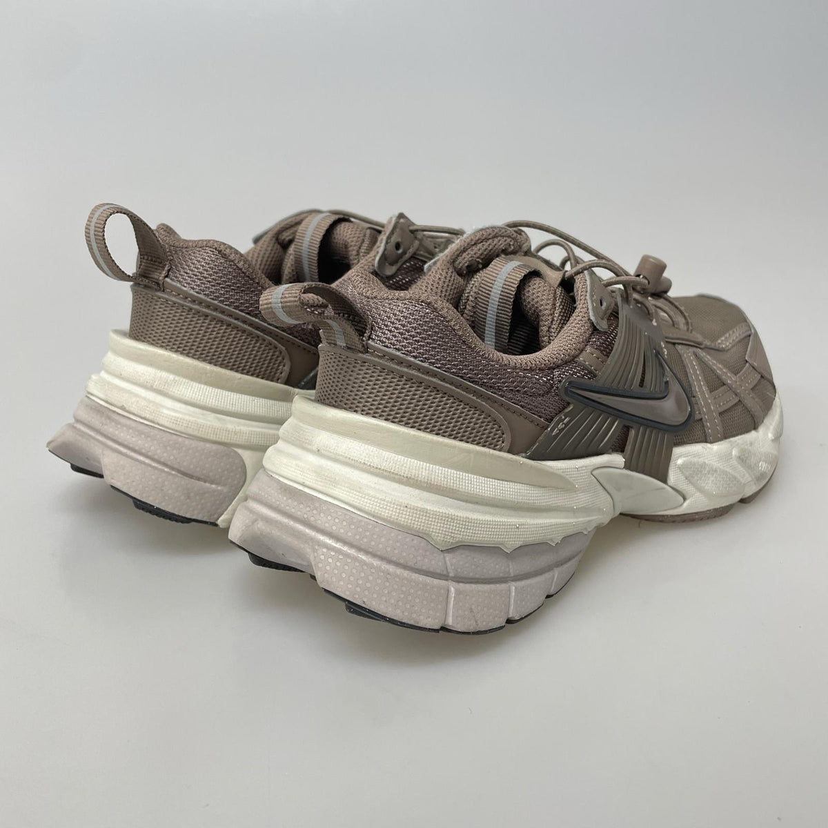 スニーカー v2k run BRW 23.0cm 23cm (US5 UK4 1/2 EU36) ブラウン