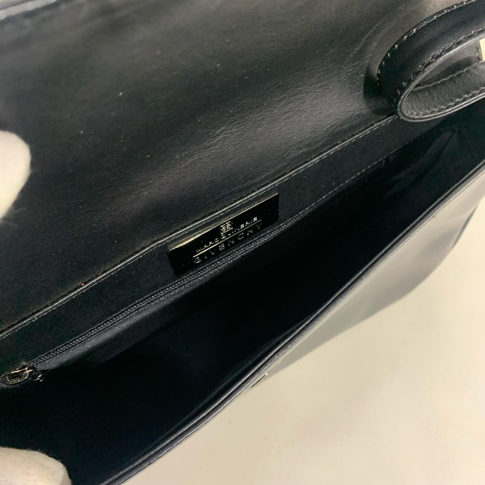 GIVENCHY/ワンショルダーバッグ/黒