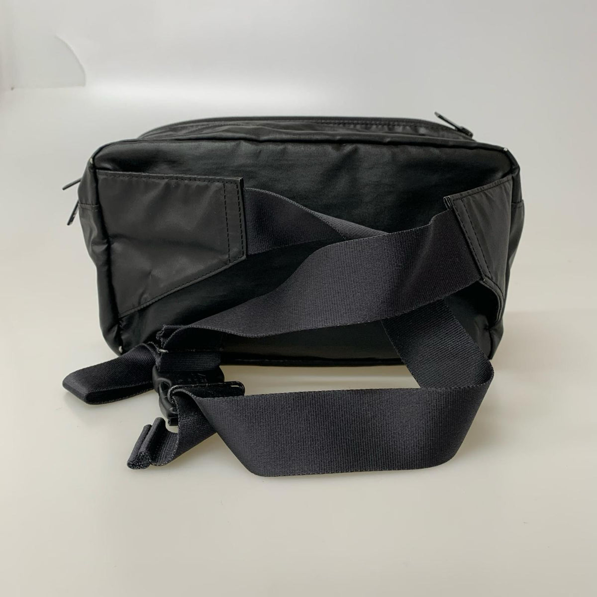 ボディバッグ PORTER テクティカルウエストバッグ ブラック ブラック