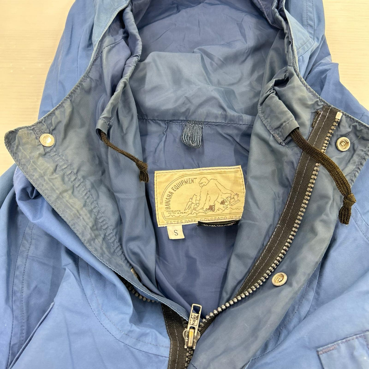 マウンテンパーカー BANANA EQUIPMENT GORE TEX (S) S ブルー