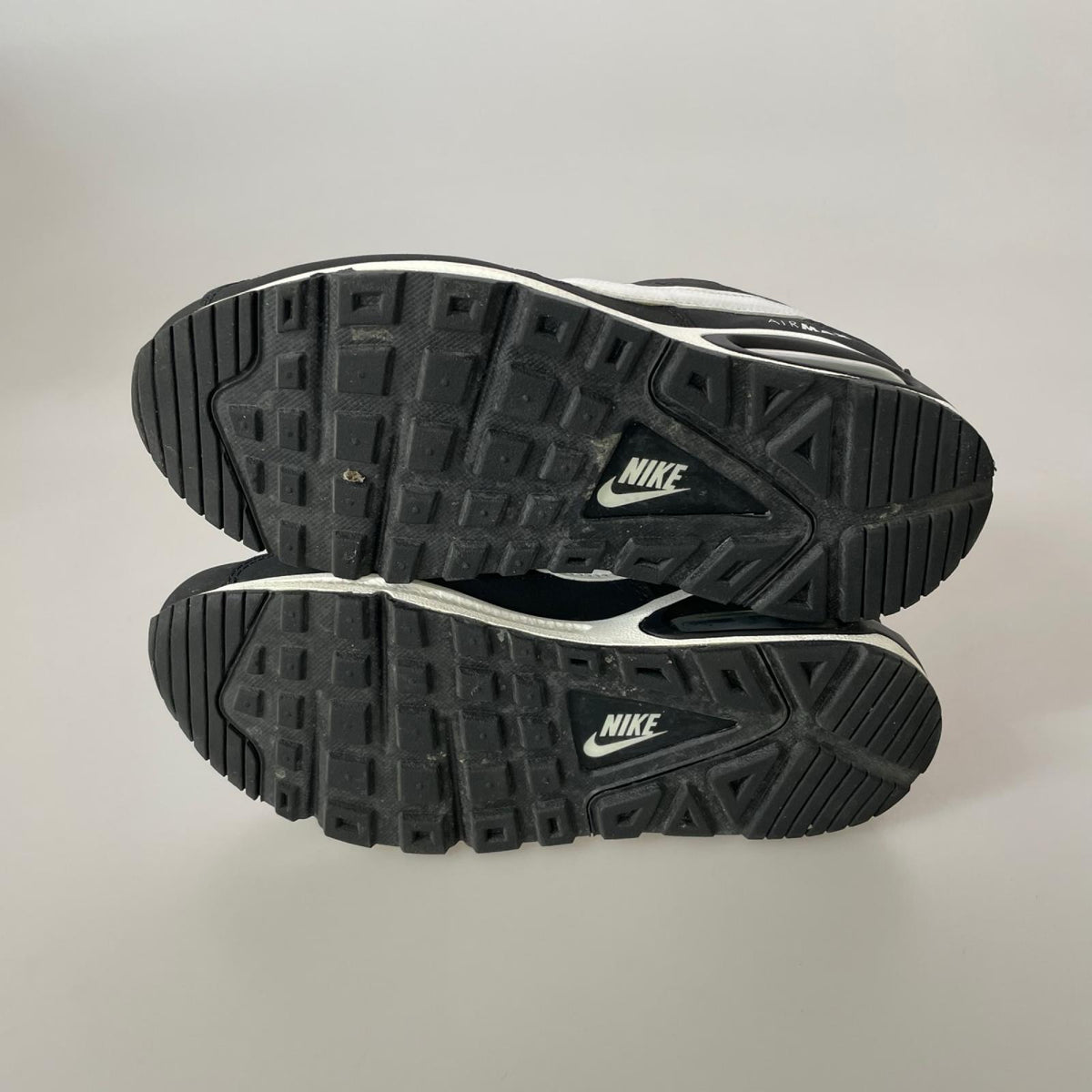 スニーカー Nike Air MaxCOMMAND 23cm (US5 UK4 1/2 EU36) ブラック