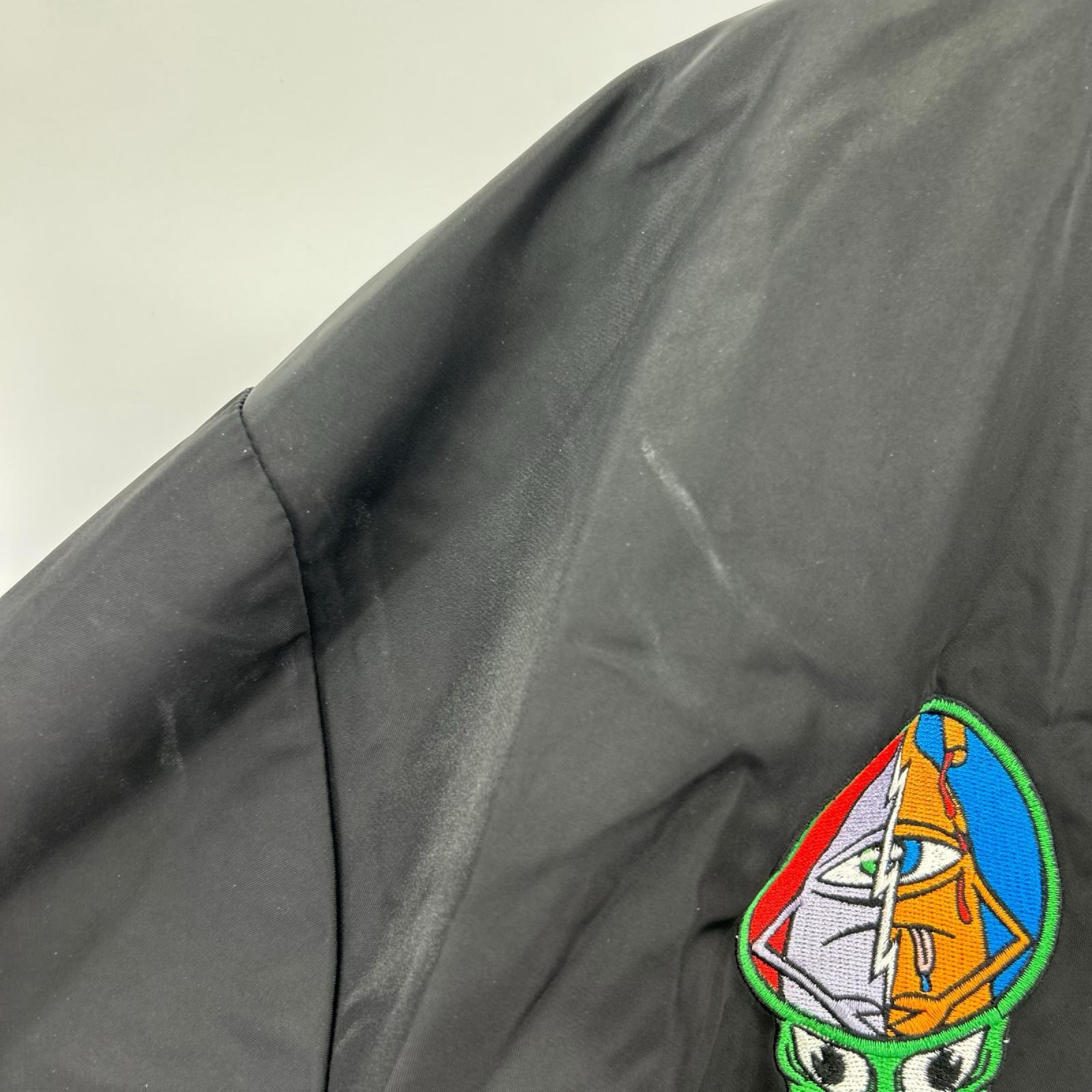 ジャケット ルーズシルエットバックプリントスタジャン TMPCJK9 黒 (XL) ブラック