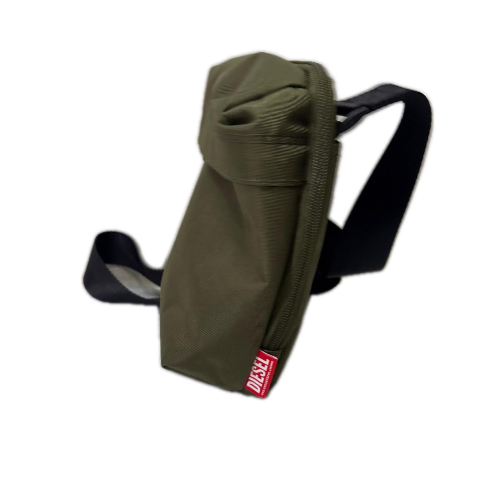 ショルダーバッグ D-Bsc CROSSBODY カーキ