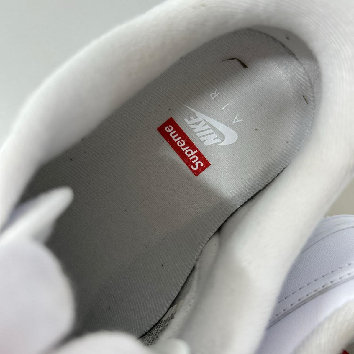 スニーカー ×Supreme AIR FORCE 1 LOW White 25.0cm 25cm (US7 UK6 1/2 EU40) ホワイト