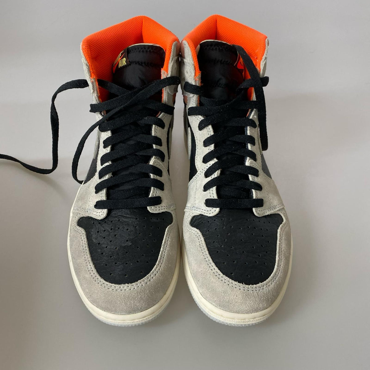 スニーカー AIR JORDAN 1 RETRO HIGH OG NEUTRAL GREY 28.5cm (US10 1/2 UK10 EU47)