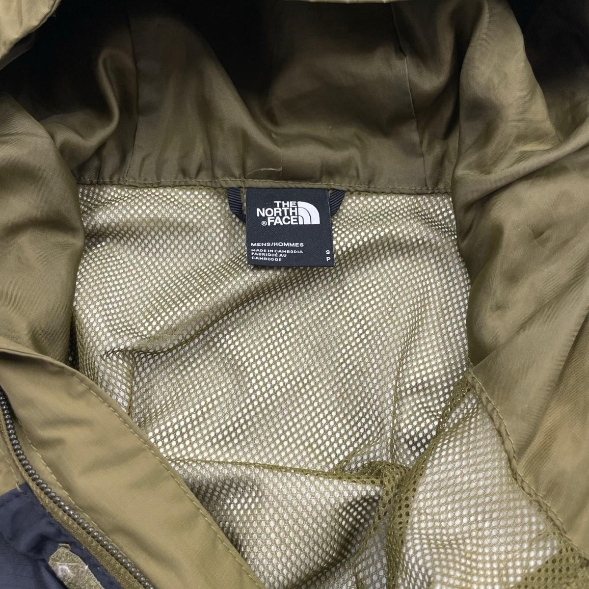 マウンテンパーカー 721415 DRYVENT ナイロン カーキ (S) S カーキ