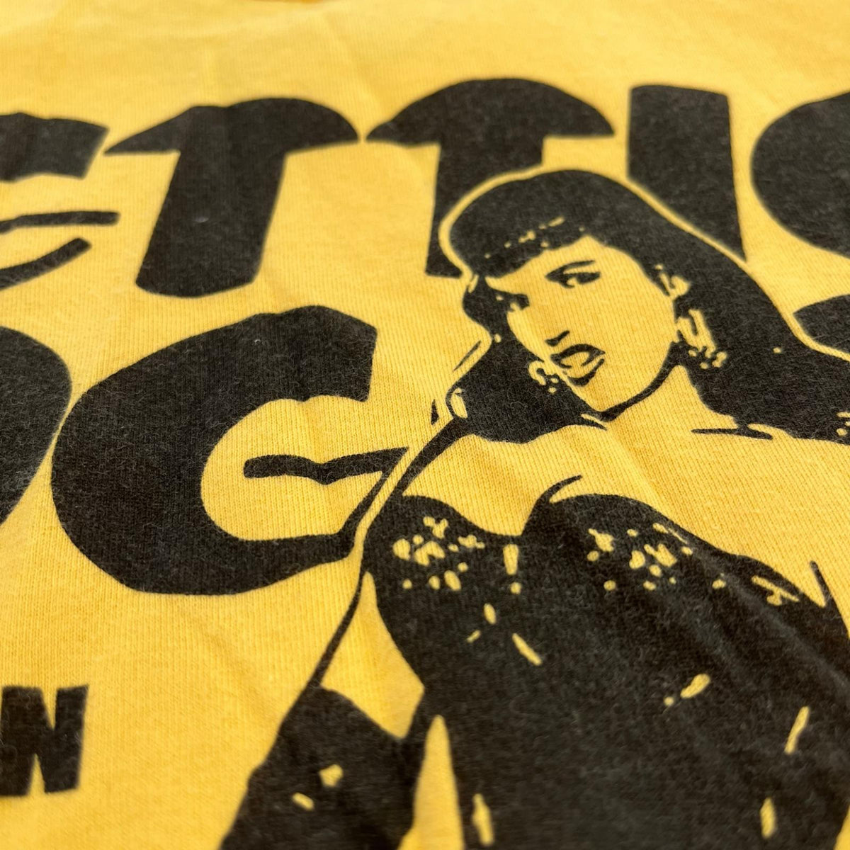 半袖Tシャツ BETTIE PAGE Tee YEL SIZES S イエロー
