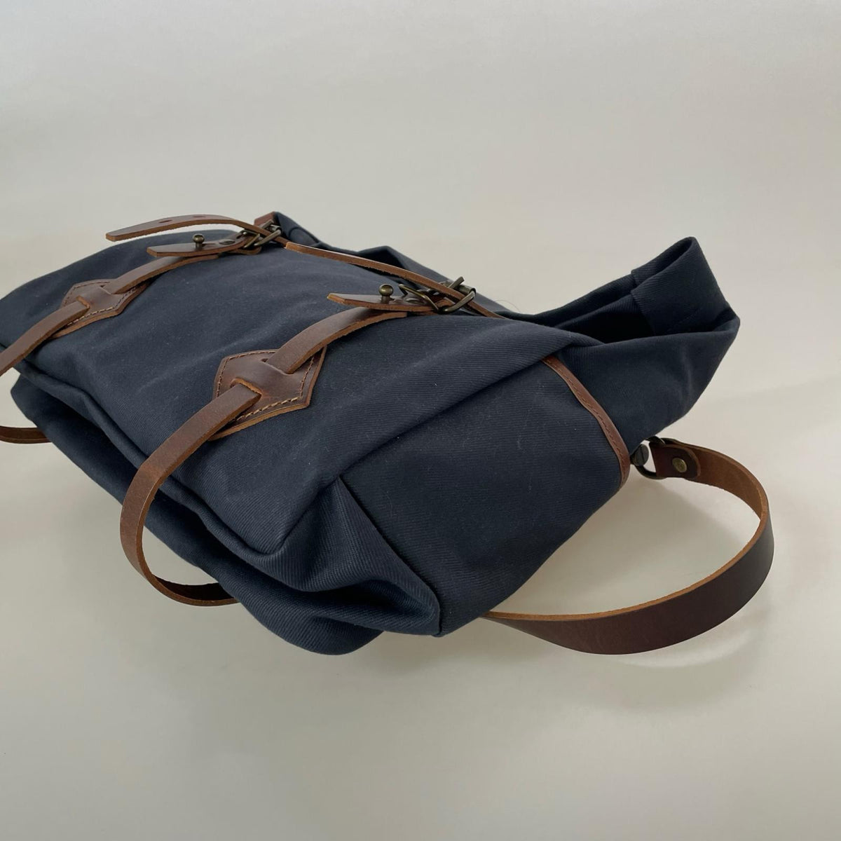 ショルダーバッグ bleu de chauffe レザーキャンバスバッグ ネイビー ネイビー