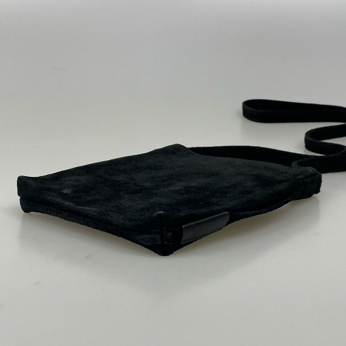 ショルダーバッグ 土屋鞄 スウェード 黒 ブラック