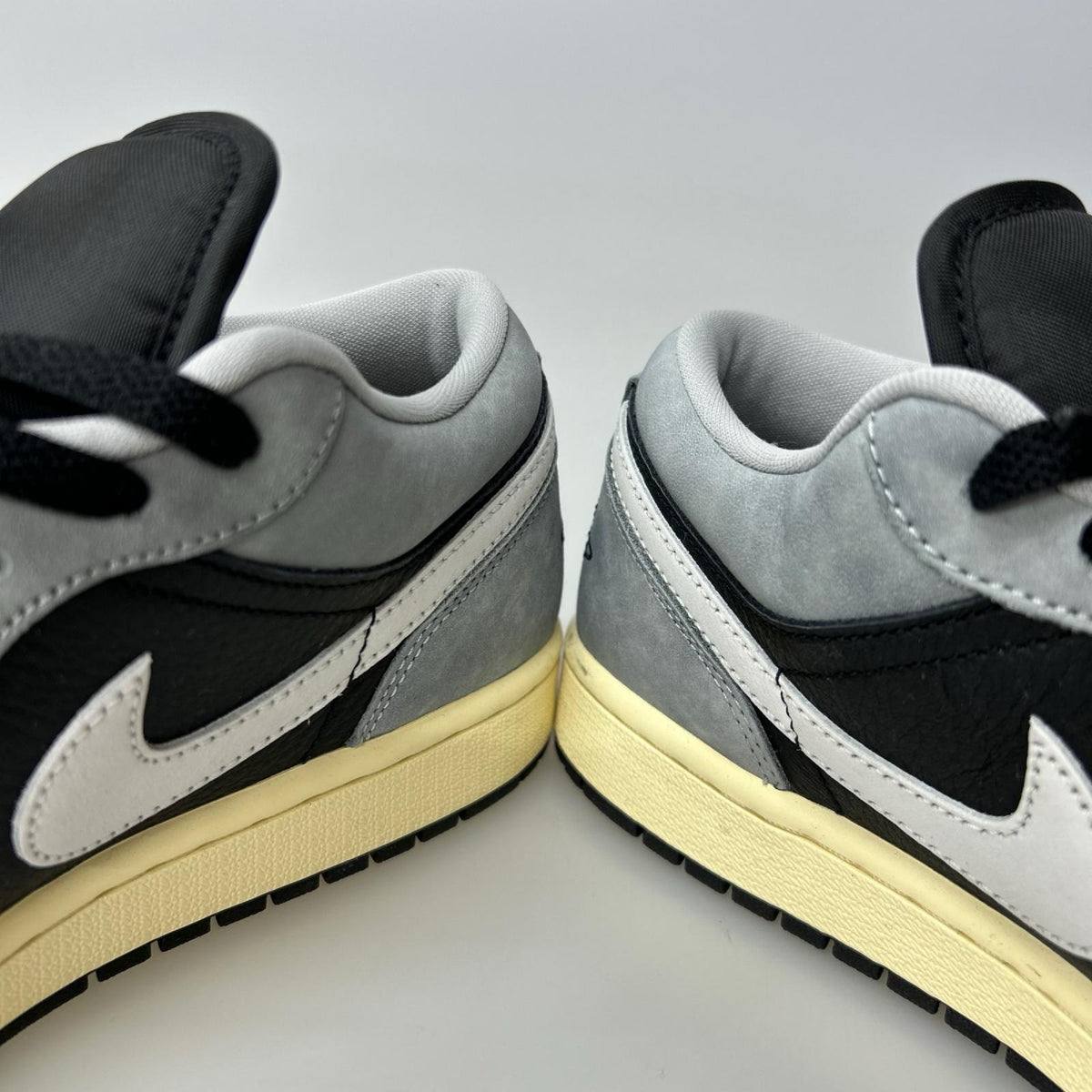 スニーカー AIR JORDAN 1 LOW 26.5㎝ 26.5cm (US8 1/2 UK8 EU43)