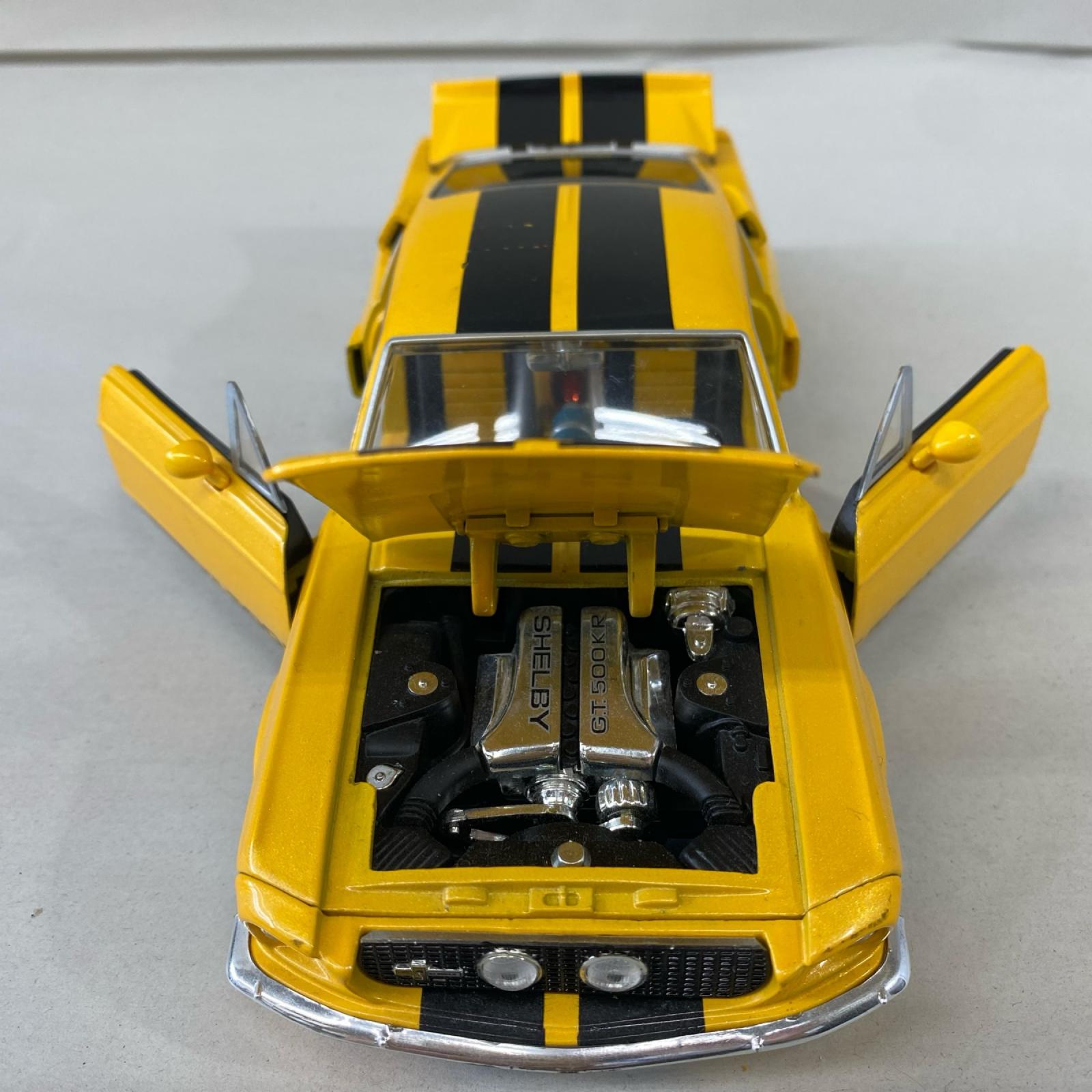 Jada Toys 1967シェルビーGT-500 KRダブシティ1/24 スケールカー