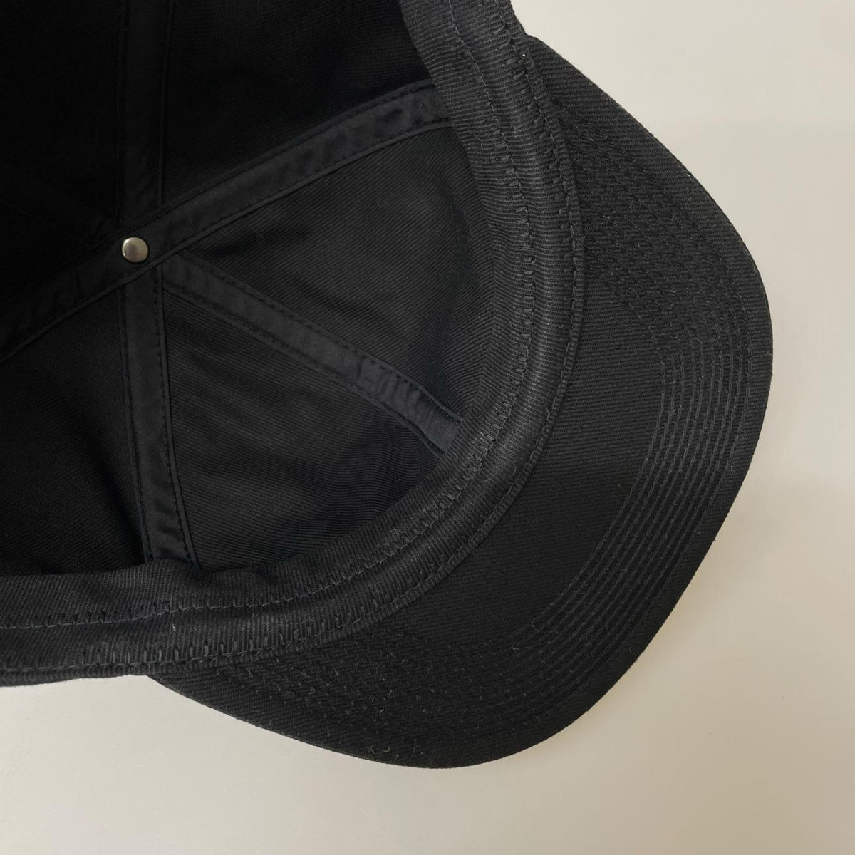 キャップ トラッカーキャップ 黒 40 ブラック