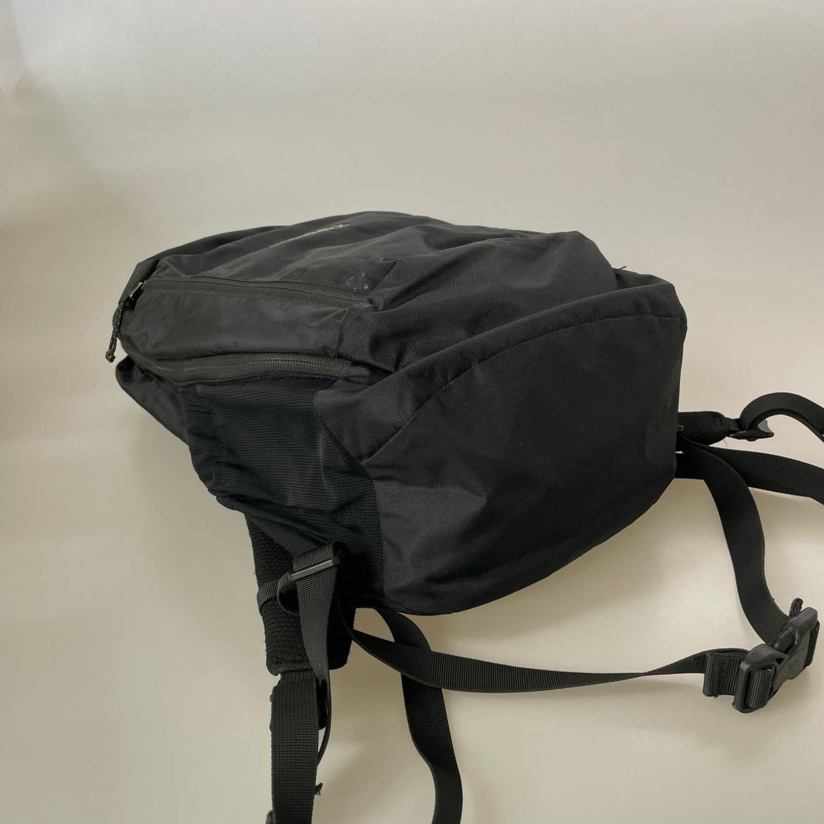 リュック・デイパック mantis 26L DAYPACK 黒 ブラック