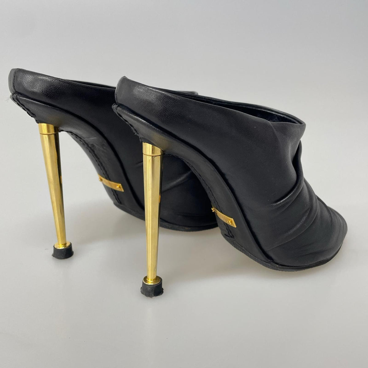 パンプス TOM FORD パンプス・ヒール ブラック