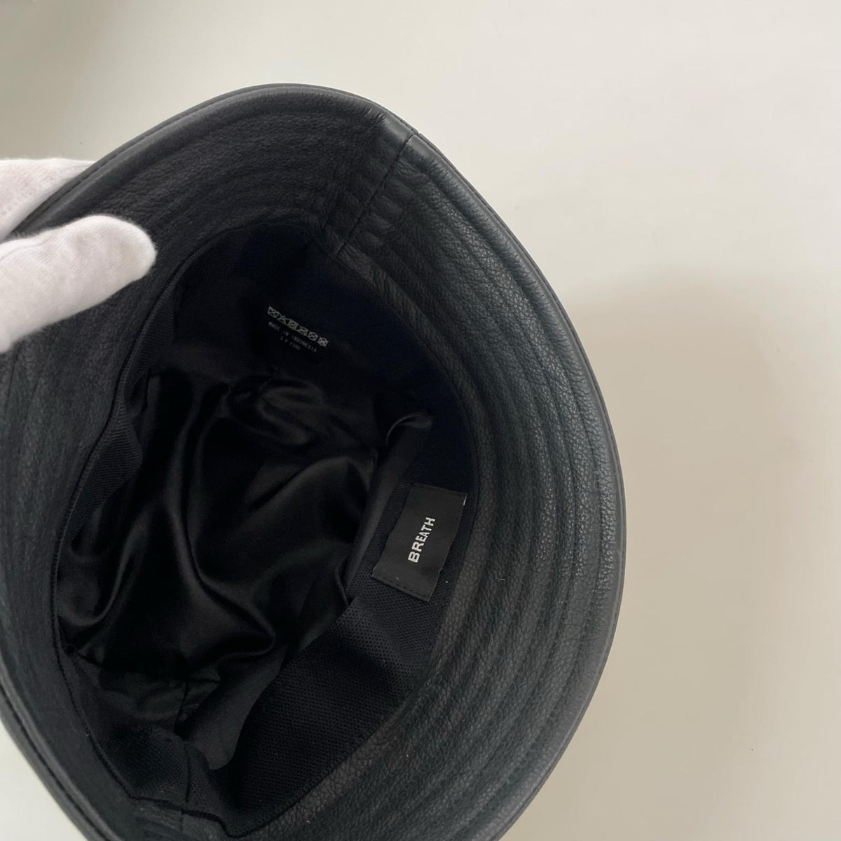 ハット BREATH EMBOSS LEATHER HAT ブラック