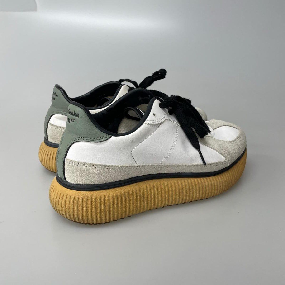 スニーカー ONITSUKA TIGER 1183B874 スニーカー 26cm (US8 UK7 1/2 EU42) ホワイト