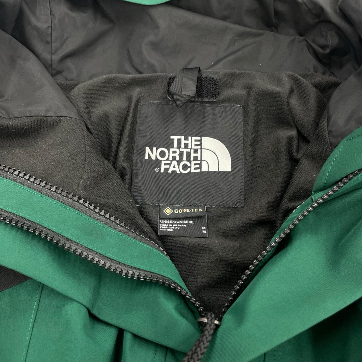 ジャケット 1990 MOUNTAIN JACKET GTX II M グリーン