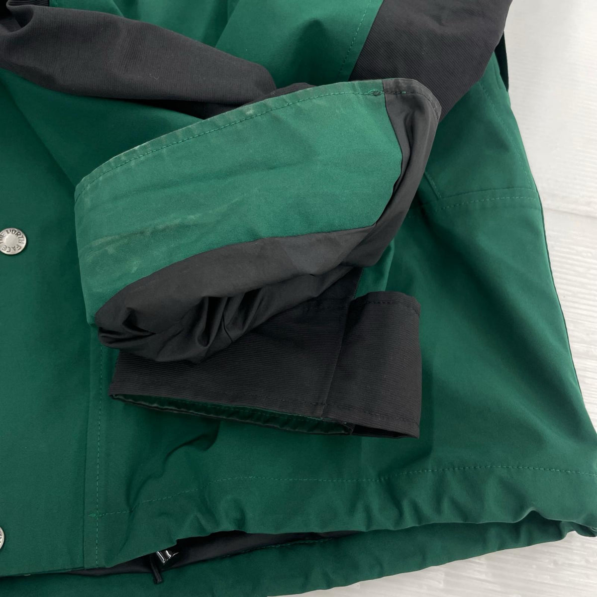 ジャケット 1990 MOUNTAIN JACKET GTX II M グリーン