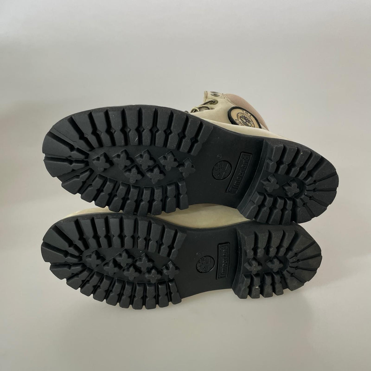 ブーツ 6332R (9W) ベージュ