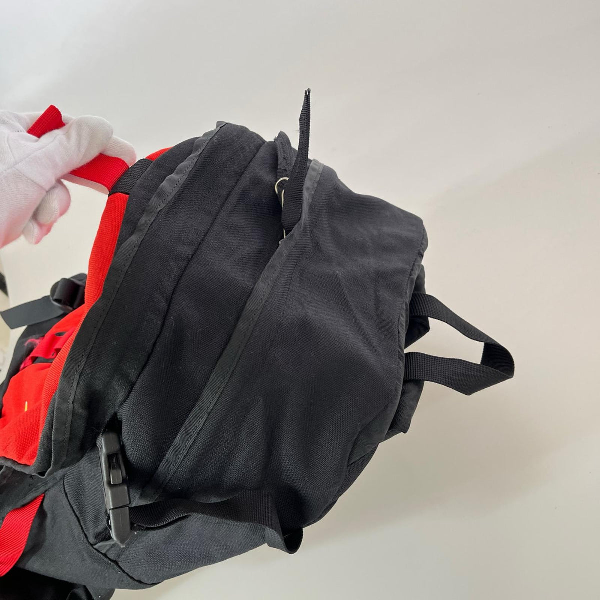 リュック・デイパック ACG KARST40 赤 レッド