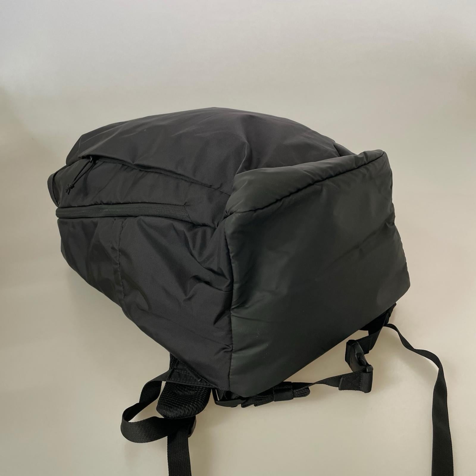 リュック・デイパック highlands 32 BLK 501177 ブラック