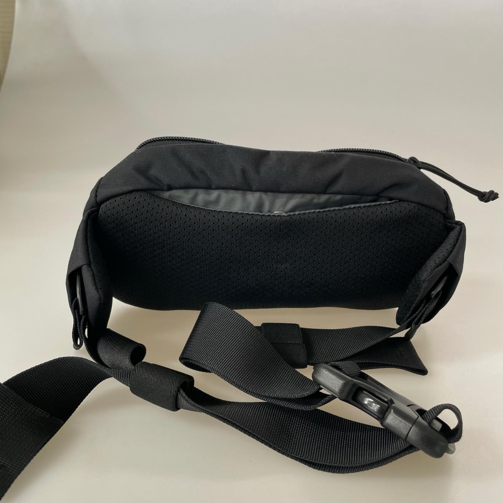 ボディバッグ FORAGER HIP PACK ブラック