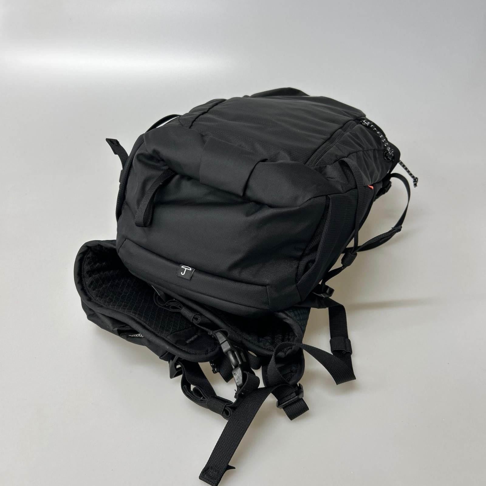 リュック・デイパック Lithium 20 BLK 2530-03172 ブラック