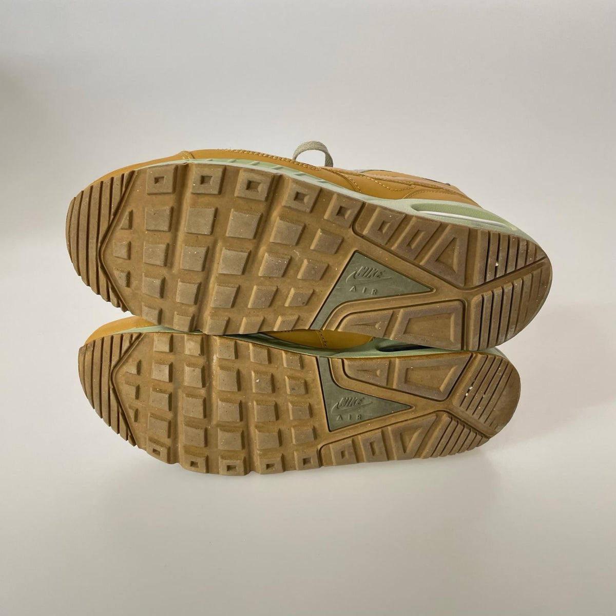 スニーカー AIR MAX IVO 茶 (28.0cm) 28cm (US10 UK9 1/2 EU46)