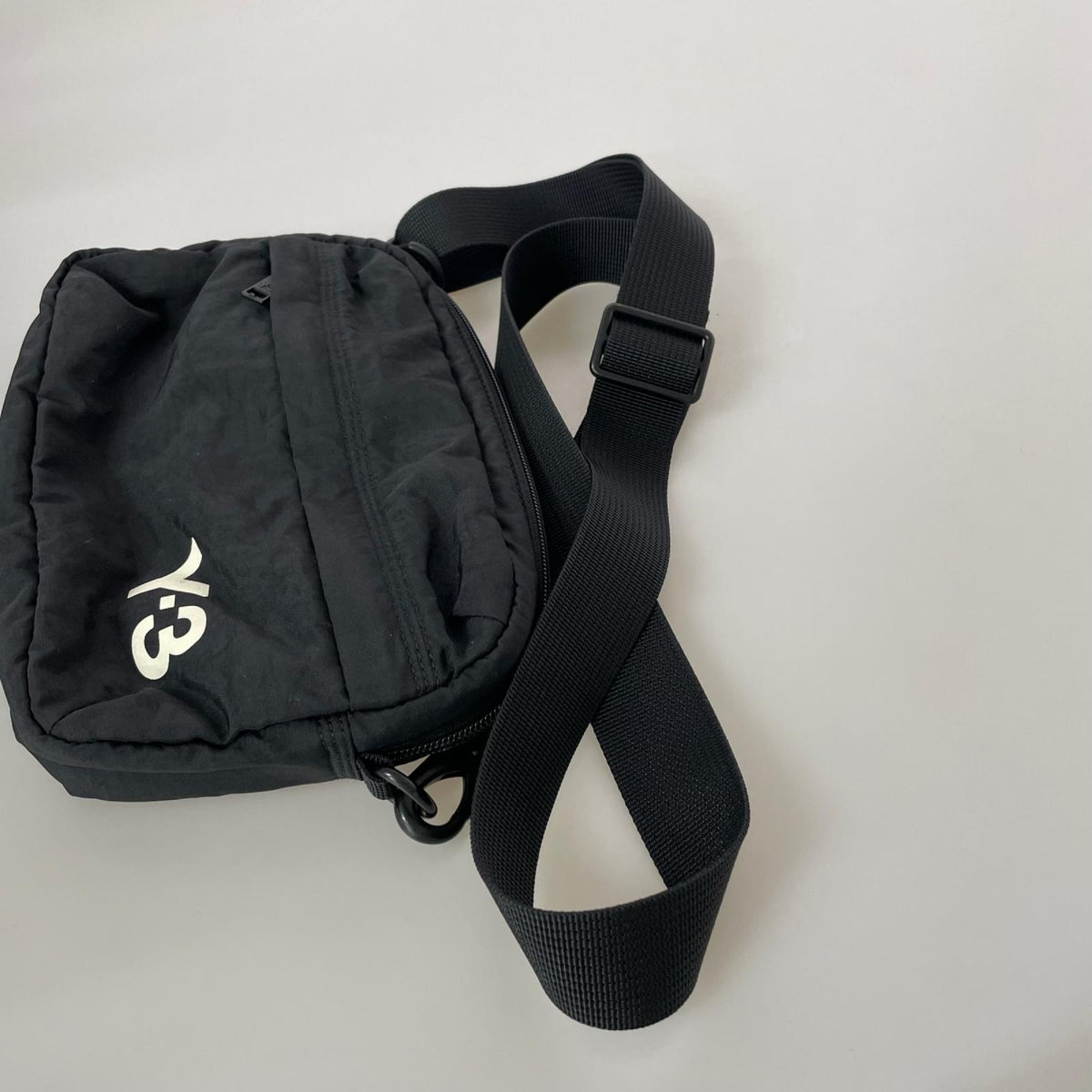 ショルダーバッグ SLING BAG ブラック