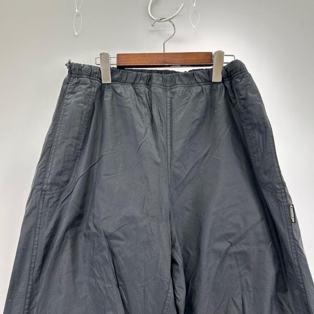 パンツ NIKE ACG ナイロンパンツ 黒 (L) L ブラック