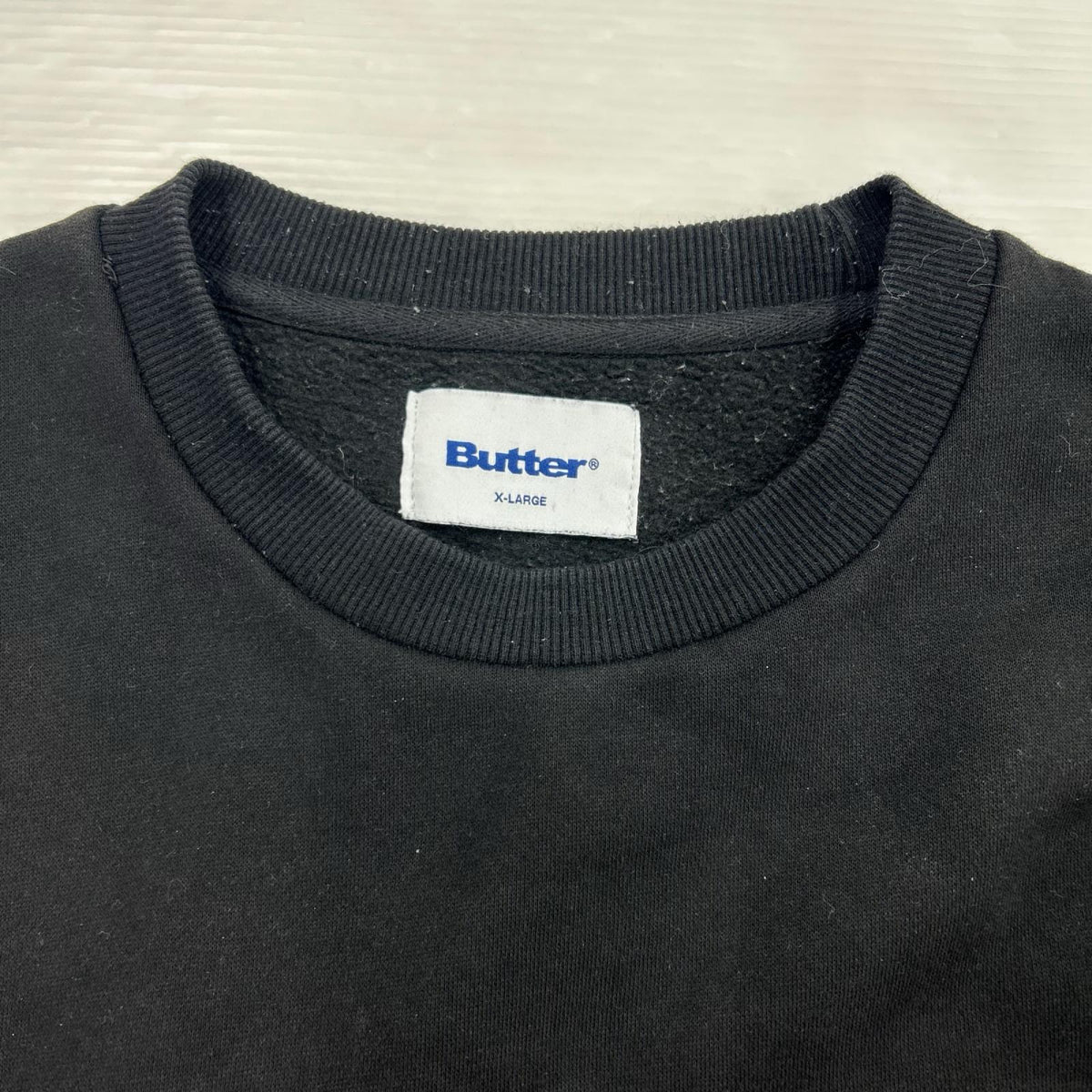 スウェット BUTTER センターロゴ 黒 (XL) ブラック