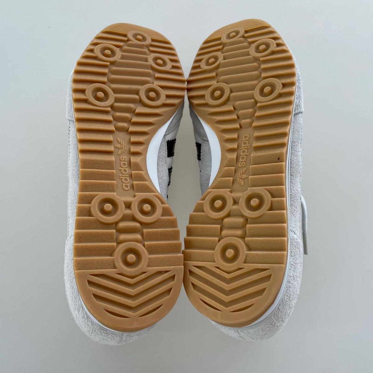 スニーカー adidas SL 72 OG Safari監修 JQ9637 グレー (26.5) 26.5cm (US8 1/2 UK8 EU43) ホワイト