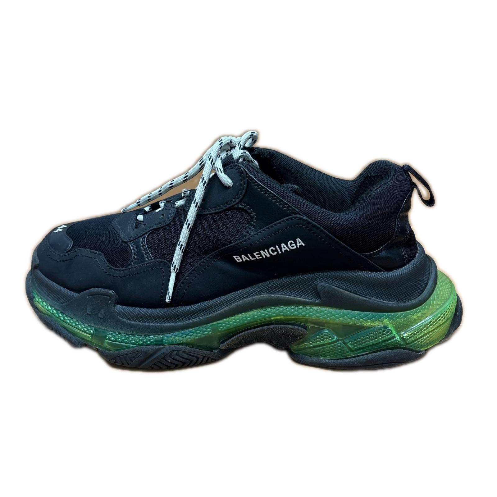 Triple S 黒緑 (29.0cm) 541624