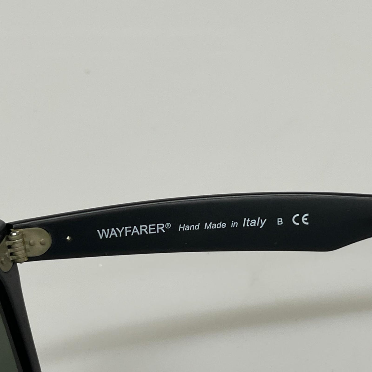 その他アクセサリー Wayfarer ブラック