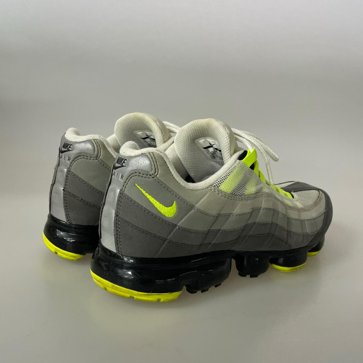スニーカー AIR VAPORMAX 95 NEON 28cm (US10 UK9 1/2 EU46)