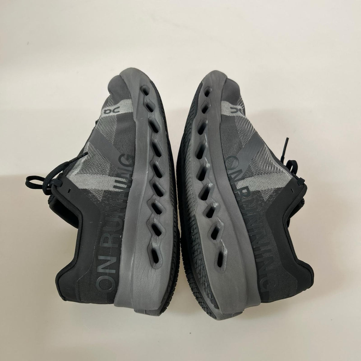 スニーカー on cloudsurfer next wide (25.5) 25.5cm (US7 1/2 UK7 EU41) グレー