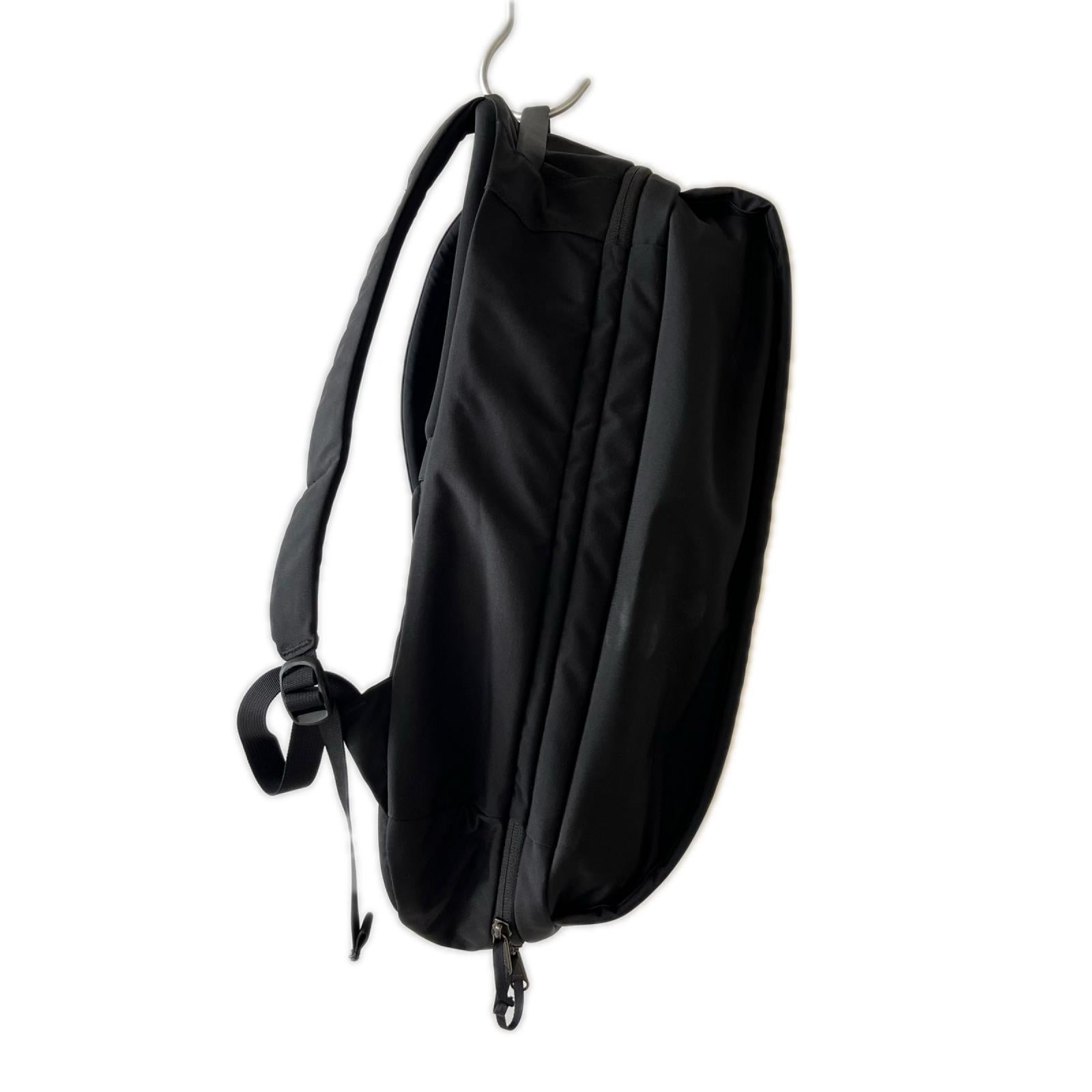 リュック・デイパック BLADE 28 BACKPACK ブラック ブラック