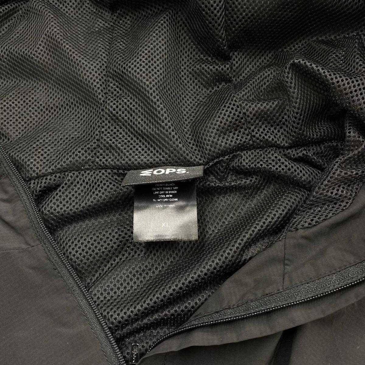 セットアップ MOPS NYLON ANORAK PARKA/PANTS 黒 ブラック