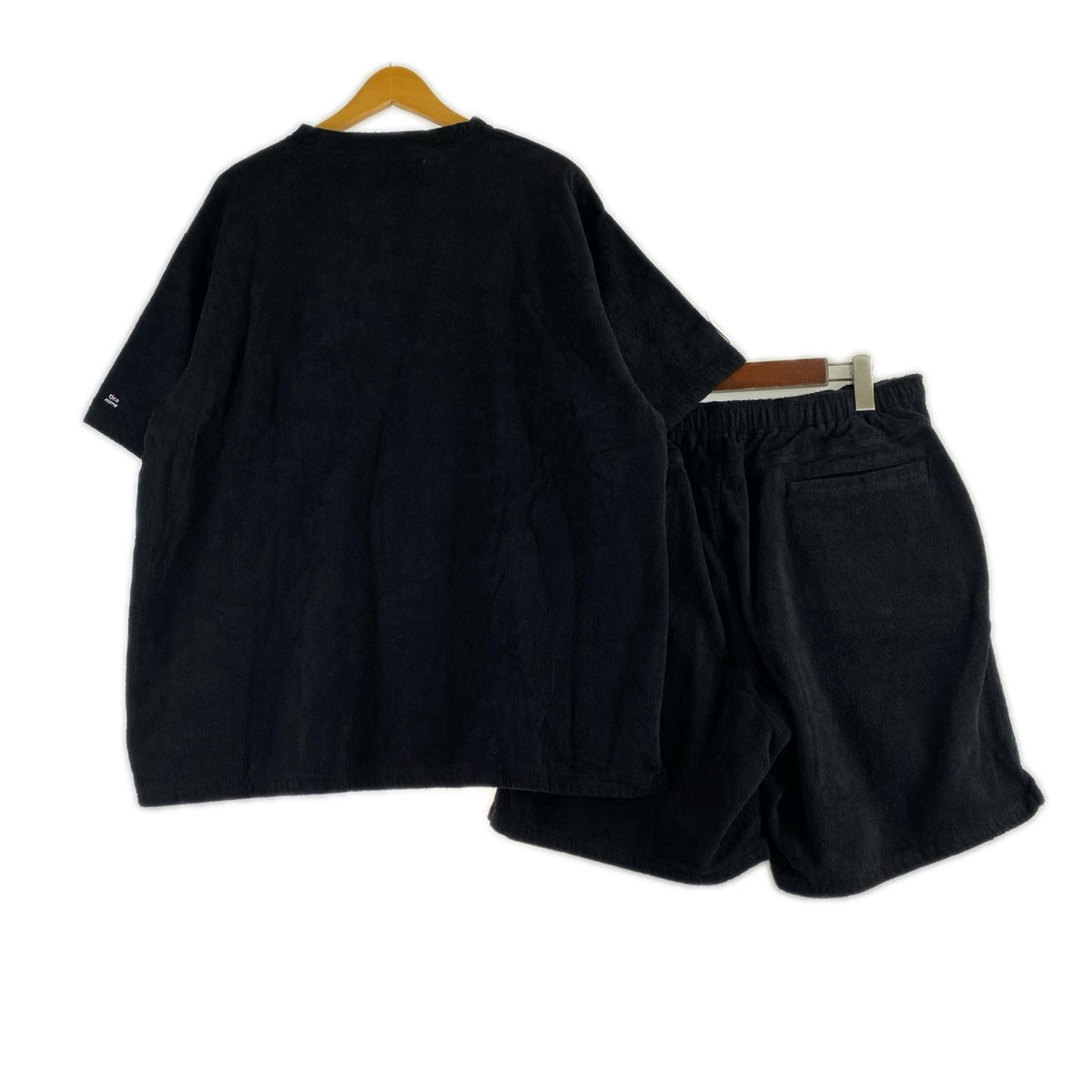 セットアップ THING FABRICS TOWEL CREW NECK TEE/SHORTS ブラック