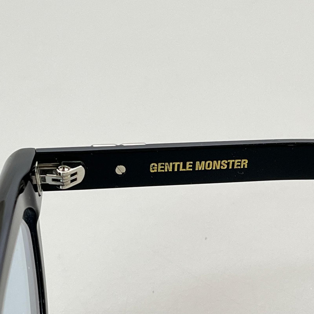 その他アクセサリー GENTLE MONSTER MUSEE 01 サングラス ブラック