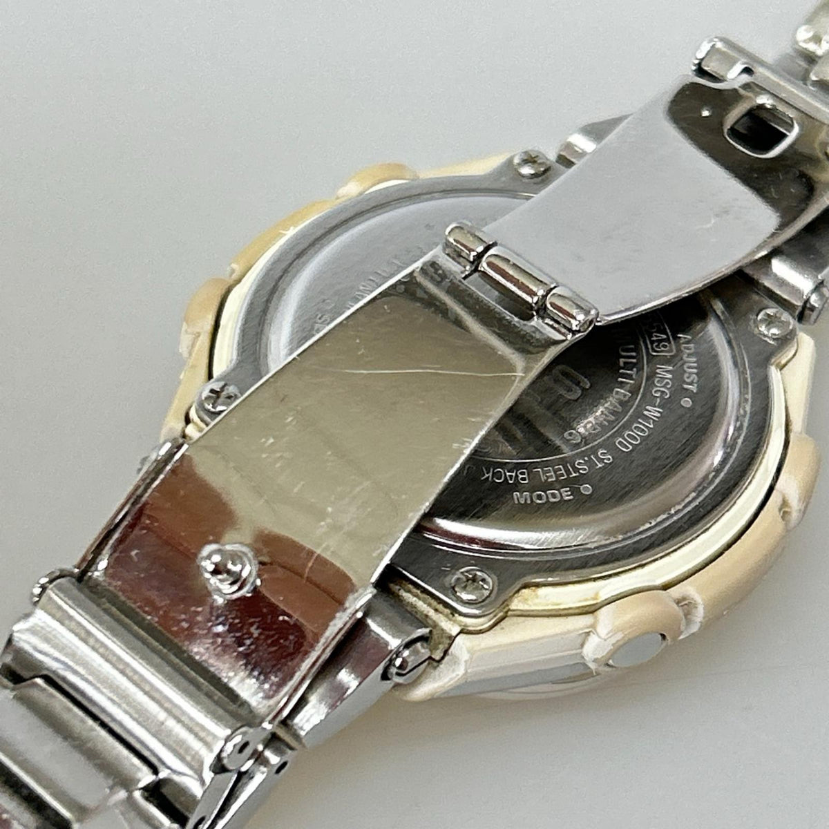 腕時計 CASIO 電波ソーラー ホワイト