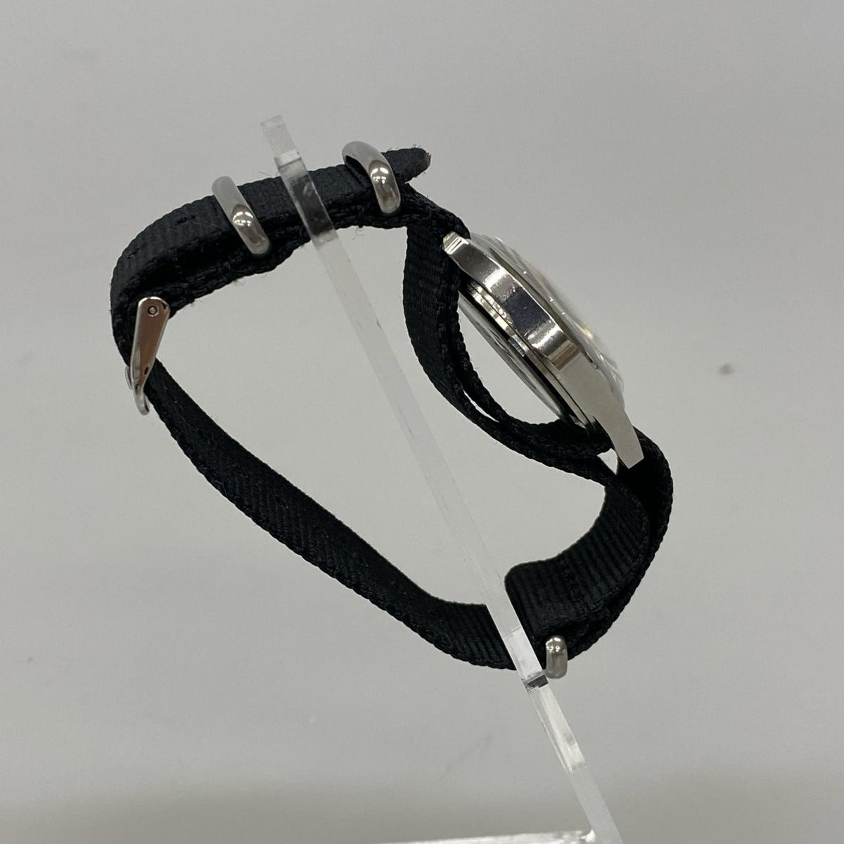腕時計 OLMA 17 JEWELS 手巻き時計 オレンジ