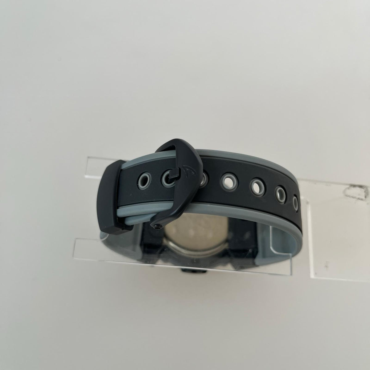 腕時計 DWX-101-1T グレー