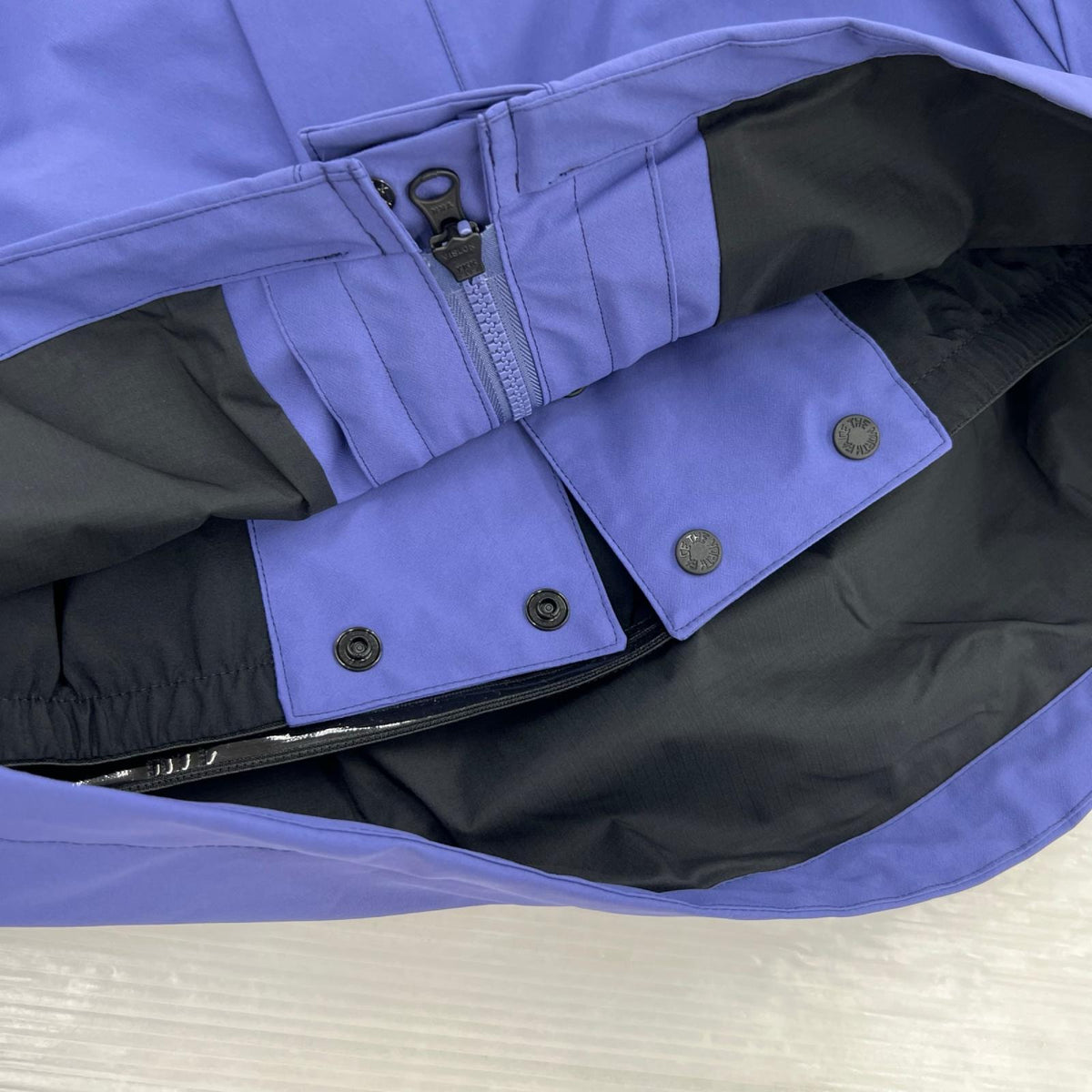 ジャケット Mountain Jacket M 青/黒 M