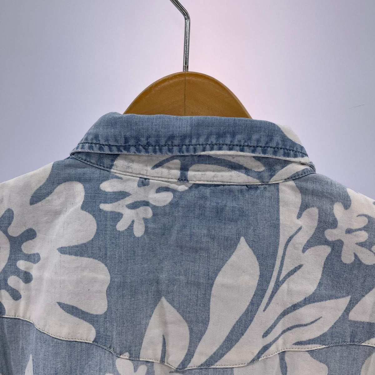 半袖シャツ ウエスタ 花柄 ライトブルー (XL)