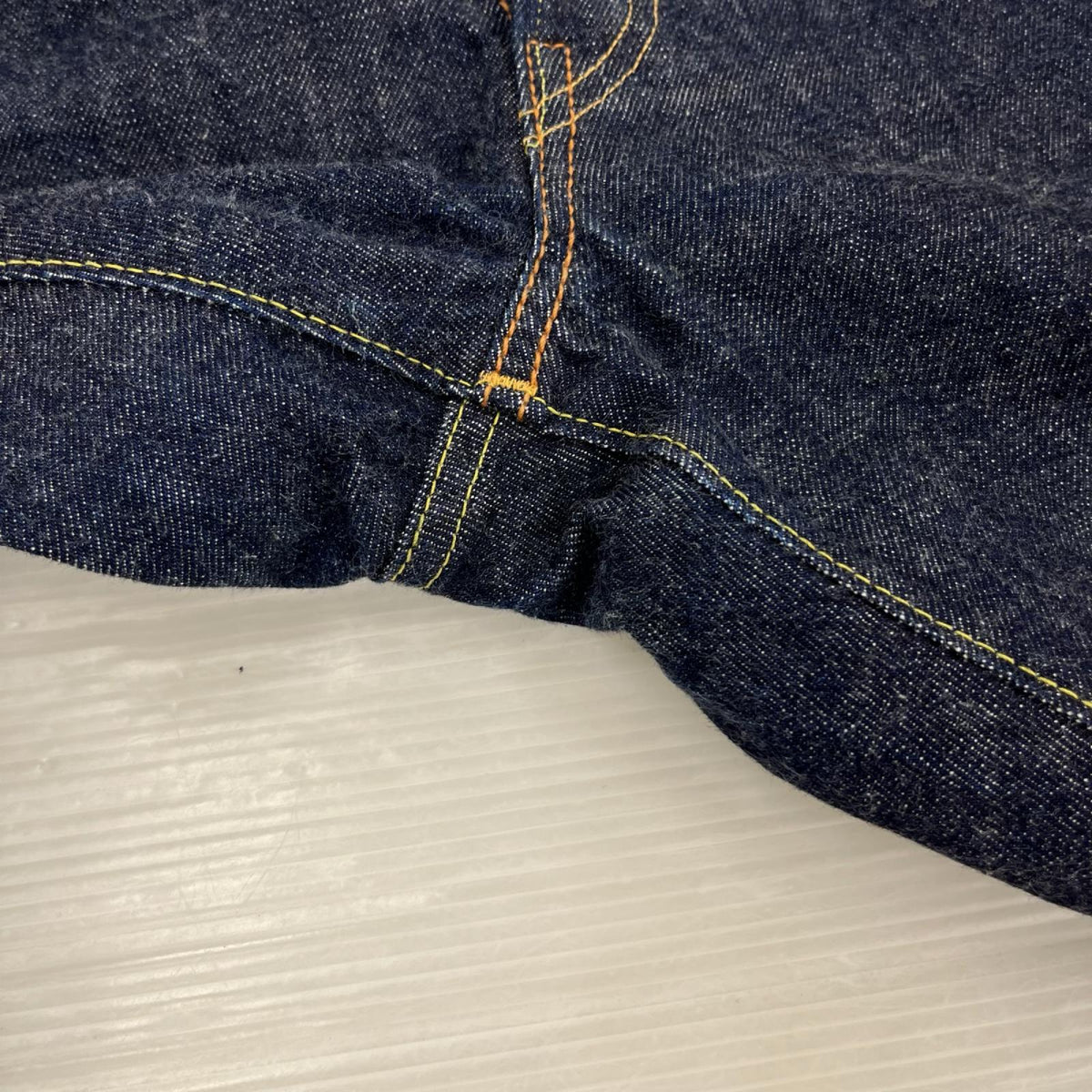 デニムパンツ TAPERED DENIM ONE WASH/buru-